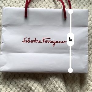 Ferragamo shopping bag with dust bag 😍 size on photos